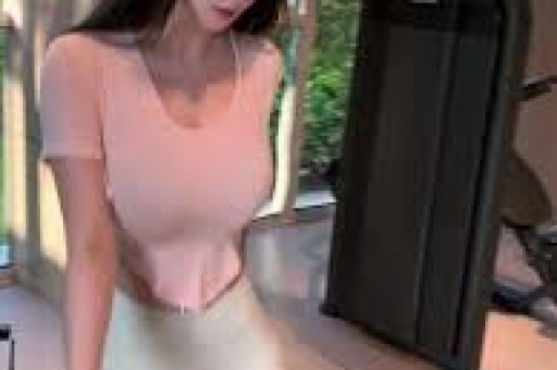 深夜热搜炸锅:27岁宋祖儿被疑小号曝光刘宇宁恋情登顶热搜工作室一句话引悬念 深夜热搜炸锅:27岁宋祖儿被疑小号曝光刘宇宁恋情登顶热搜工作室一句话引悬念